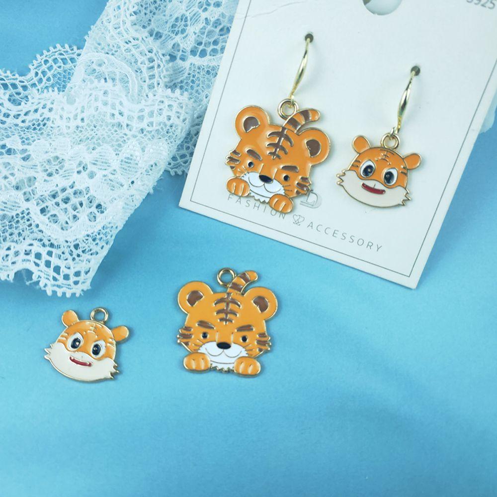 Set 10 Phụ Kiện Làm Trang Sức Hình Động Vật Dễ Thương