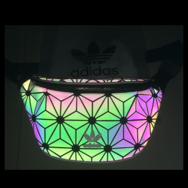 Túi đeo hông Adidas
