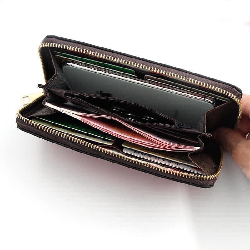 Ví dài cầm tay kẻ caro