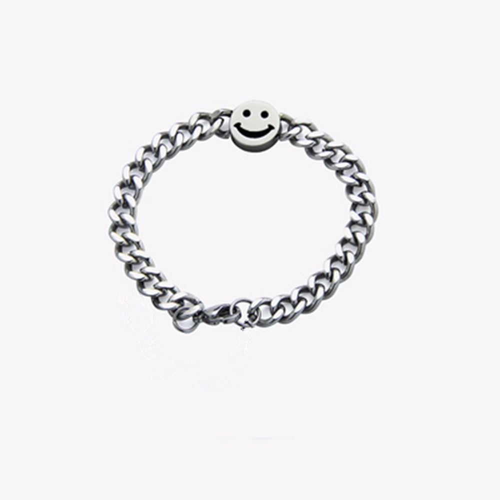 Vòng Đeo Tay Bằng Thép Titan Hình Mặt Cười / Vuông Đơn Giản Phong Cách Punk Hàn Quốc Cổ Điển Có Thể Điều Chỉnh Cho Nam
