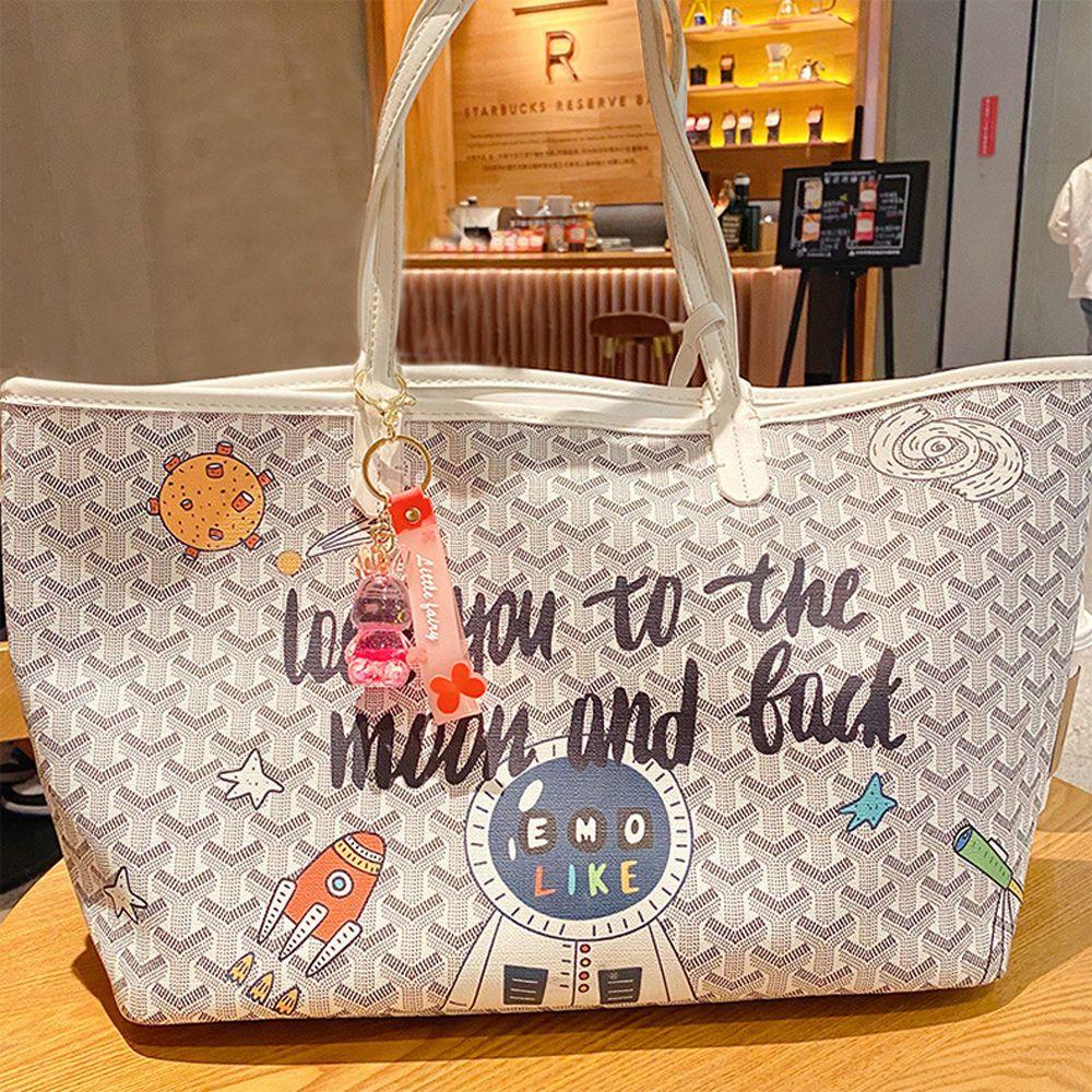 Móc Chìa Khóa Xe Hơi Dạng Cát Chảy Dễ Thương