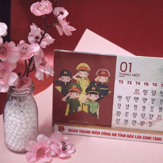 Lịch chibi công an bản note