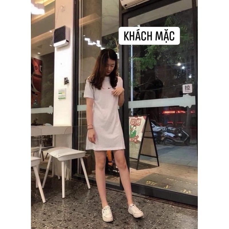 Váy suông đen trắng đơn giản | BigBuy360 - bigbuy360.vn