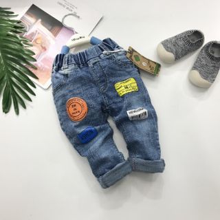 👏👏👏Em có bò nhí cho các con xinh yêu hết nấc luôn, bé trai bé gái đều mặc được nhé . 

Size 1-5: tuổi8- 12