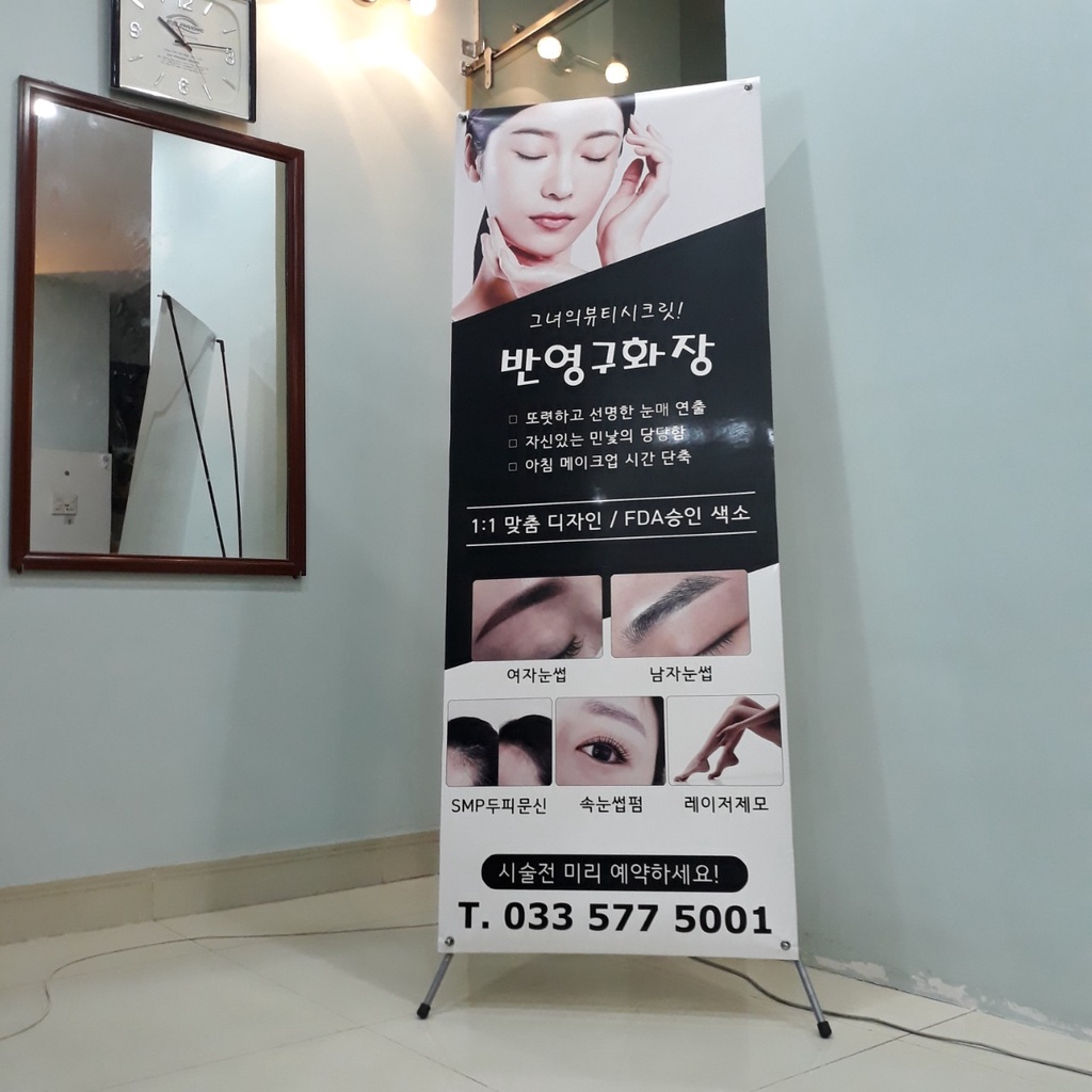 Standee X cường lực size 60*160cm