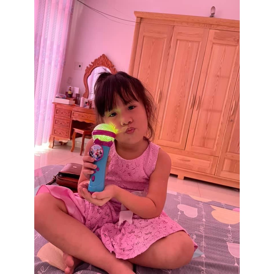 Micro_hát_Karaoke cho bé theo chủ đề disney hàng hãng disney