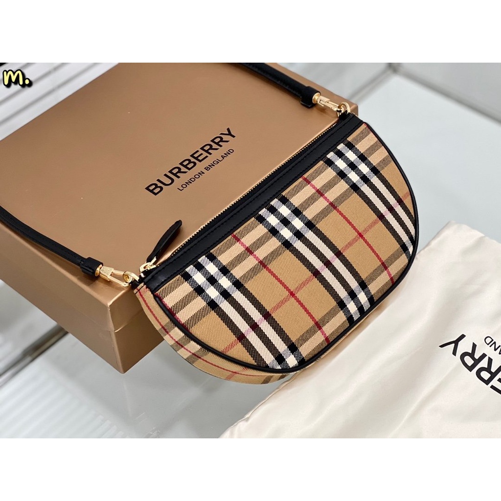 Hàng Có Sẵn Túi Đeo Chéo Burberry Phong Cách Và Thanh Lịch Dành Cho Nữ