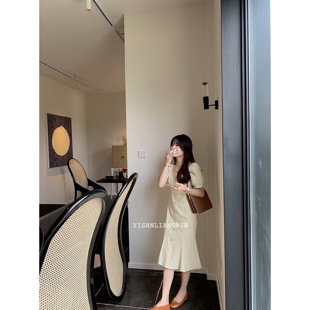 Váy tiểu thư đuôi cá khuy chất đũi mát lịm | BigBuy360 - bigbuy360.vn