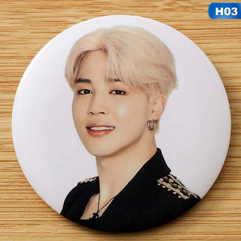 Set 2 huy hiệu cài áo / mũ/ balo phong cách BTS