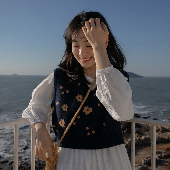 Áo không tay dáng ngắn phong cách Hàn Quốcthời trang đáng yêu cho nữ