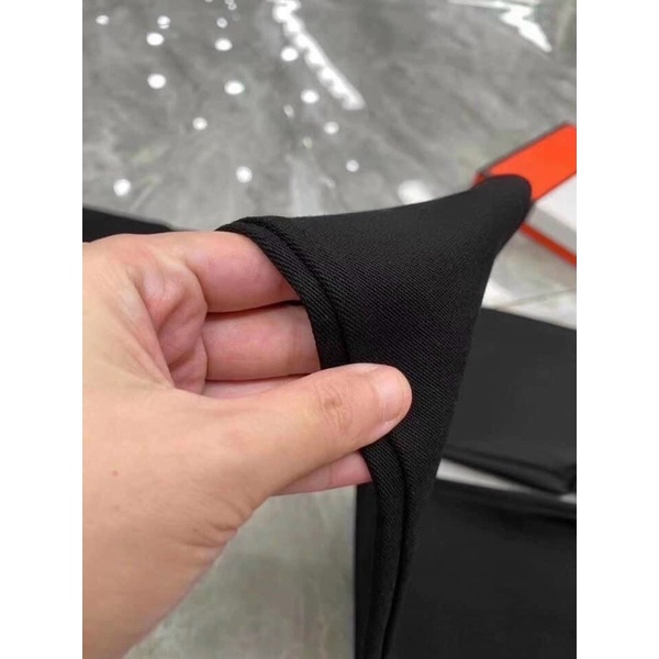 Quần tregging cúc bấm hộp cam
