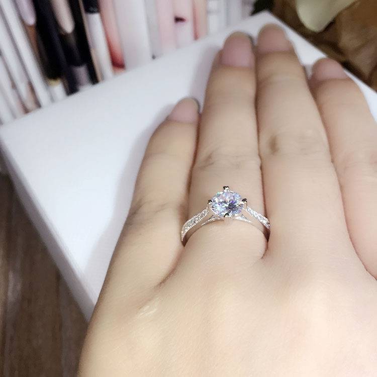 Nhẫn Đeo Tay + 1 Nhẫn Xi Mạ Bạc 925 Đính Đá Moissanite