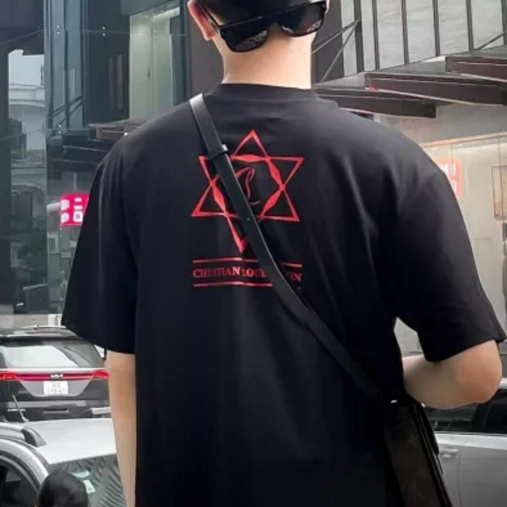 ÁO PHÔNG MÔI KIM TUYẾN ĐỎ CHẤT COTTON CỔ TRÒN - ÁO THUN BOY PHỐ NAM NỮ HOTTREND 2023