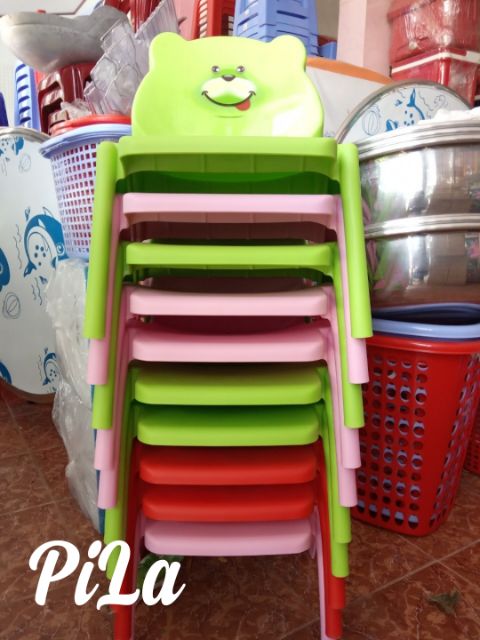 Ghế Ngồi Em Bé Mẫu Giáo Duy Tân