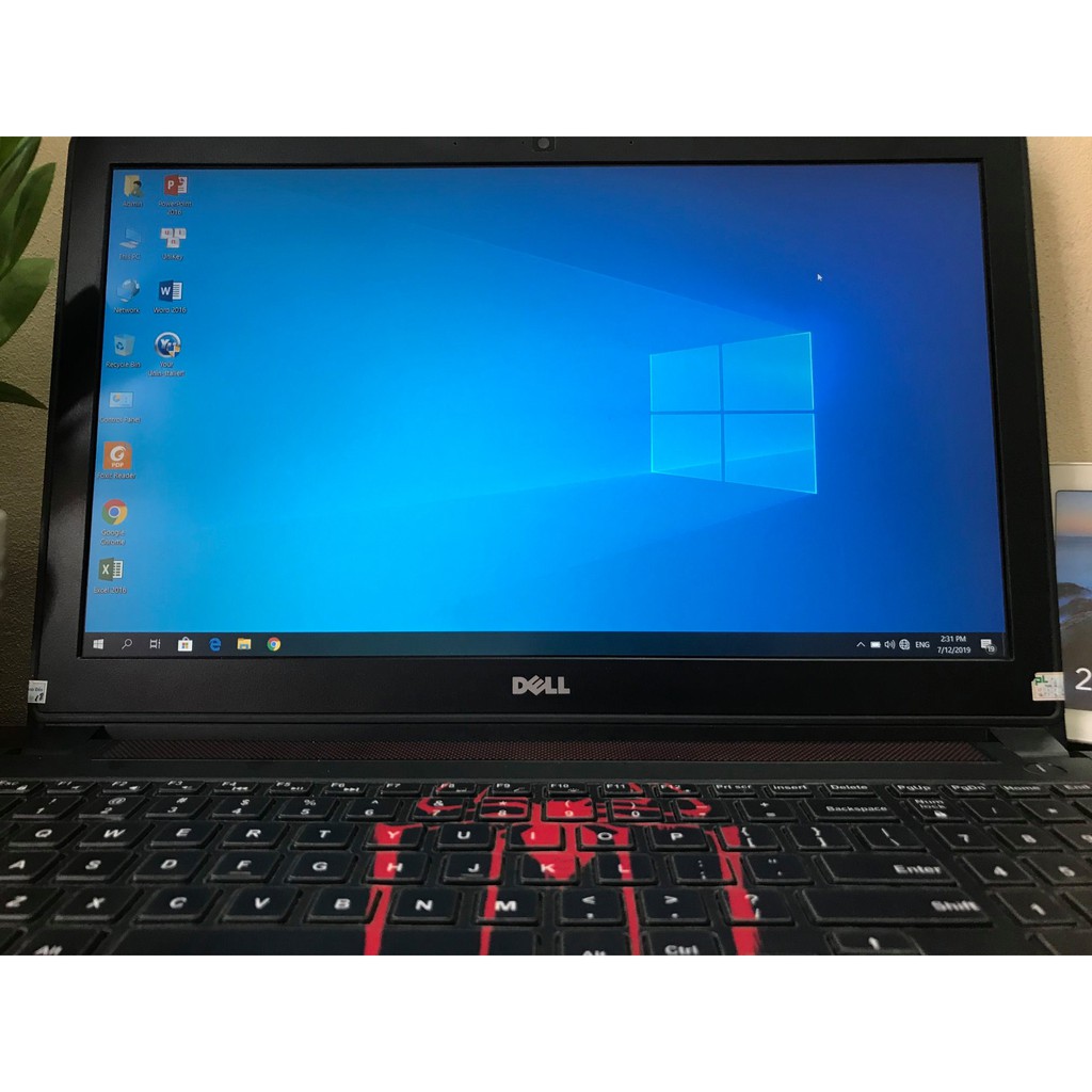 Laptop gaming Dell Inspiron 7559