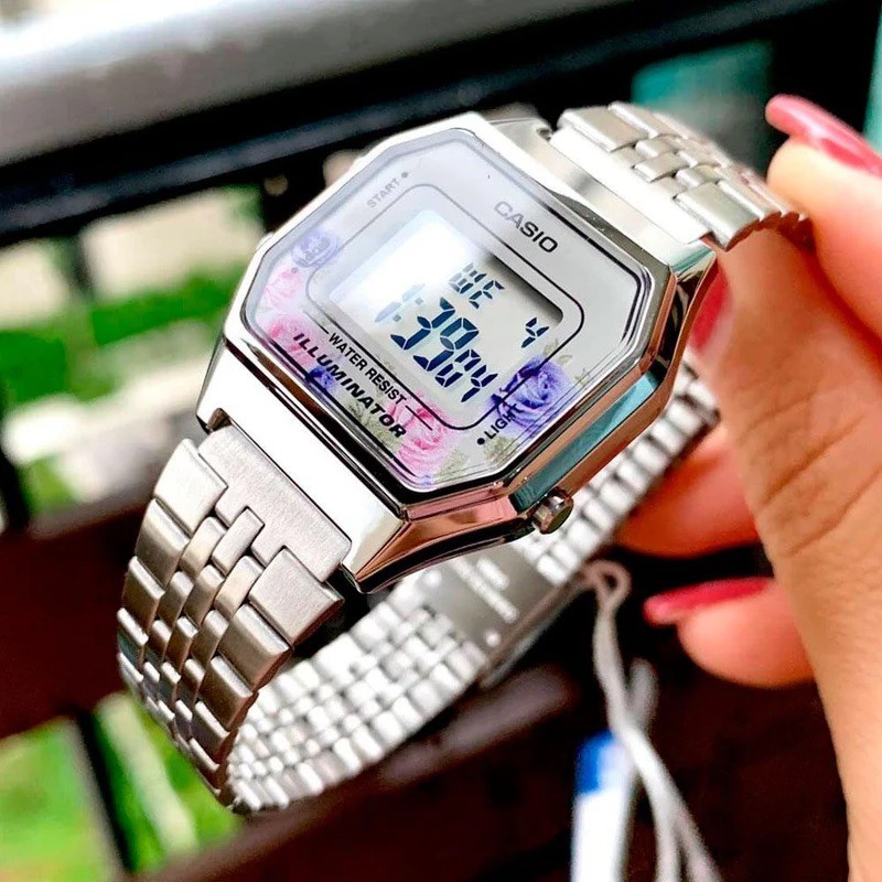 Đồng hồ nữ dây kim loại Casio Anh Khuê LA680WA-2CDF
