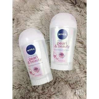 Sáp khử mùi ngọc trai nivea pearl& beauty 40ml