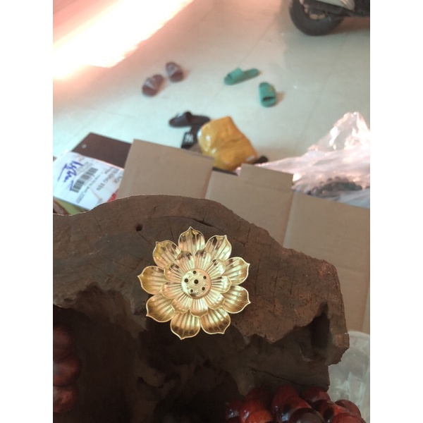 Bông sen làm đế xông trầm nụ hương trầm tăm đa năng