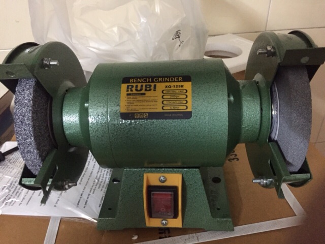 Máy mài 2 đá RUBI 180W 1/4HP