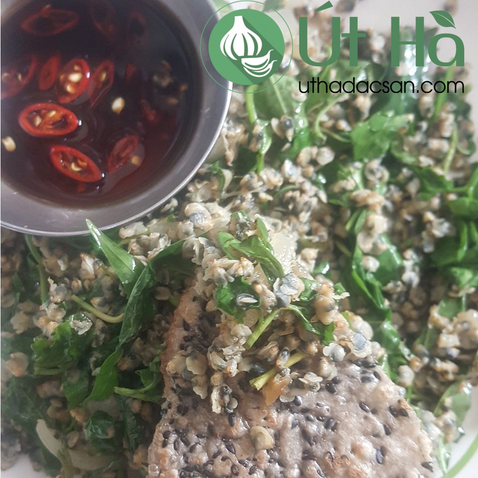 Hến Tươi Quảng Ngãi Đã Làm Sạch 1 Phần 0.5Kg Cái Hên Và 1 Bịch Nước Cốt Đặc 1Kg - Út Hà Đặc Sản