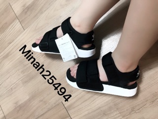 Trả hàng order sandal adidas adilette w