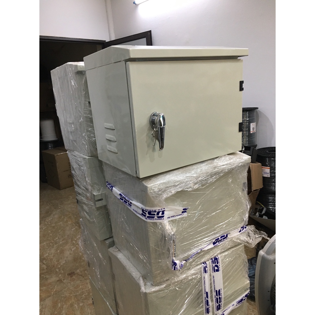 Tủ rack ngoài trời sơn tĩnh điện kích thước 30*40*35cm