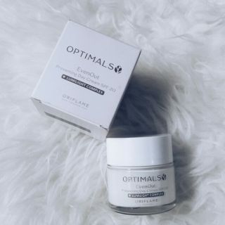 KEM DƯỠNG DA BAN NGÀY  - Optimals