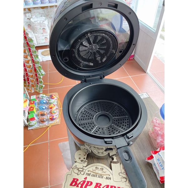 NỒI CHIÊN KHÔNG DẦU NINE SHIELD NHẬT CÓ TAY ĐẢO 8 Lít