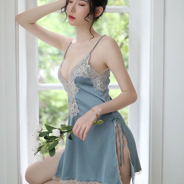 Váy ngủ xẻ eo 5126 Siêu Sexy (Tặng kèm chip lọt khe siêu xinh)