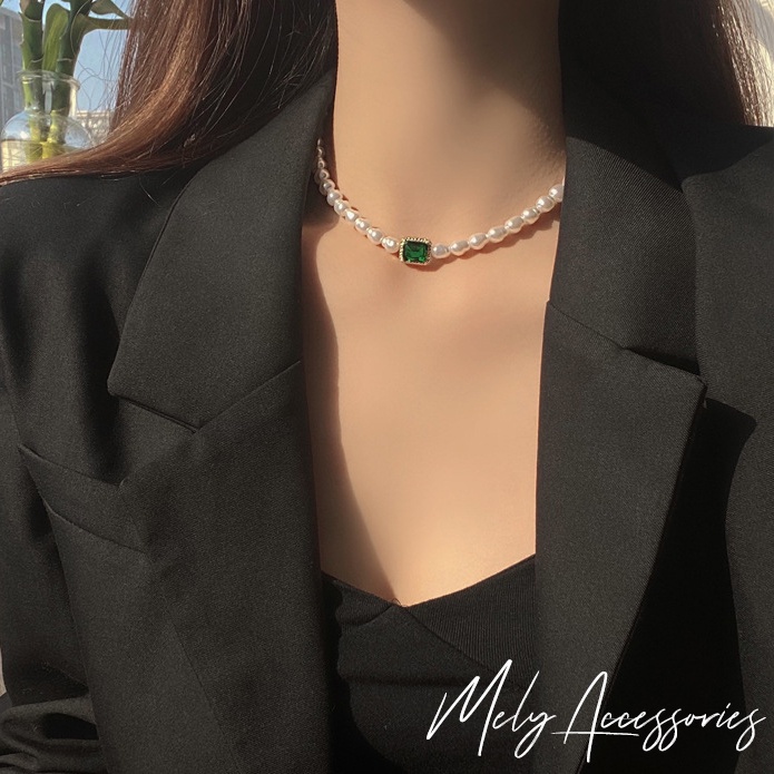 Vòng cổ ngọc trai nhân tạo hạt đá xanh - Mely D103