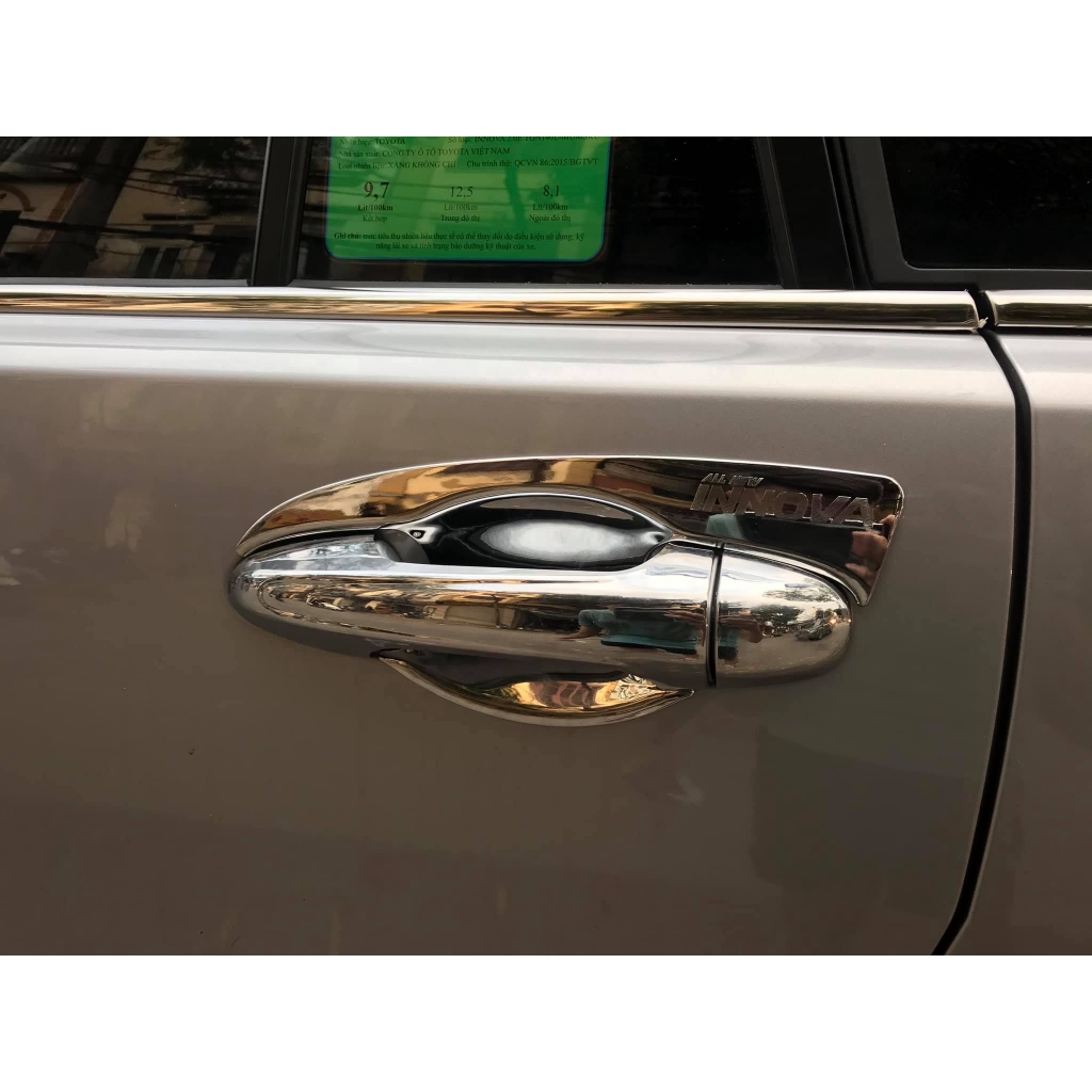Ốp hõm cửa, tay cửa xe Toyota Innova 2017-2021