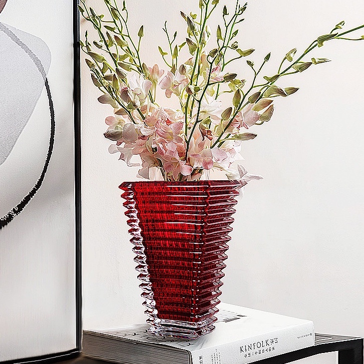 Lọ hoa thuỷ tinh pha lê hình tháp trang trí phòng khách sang trọng , bình hoa decor bàn làm việc cao cấp