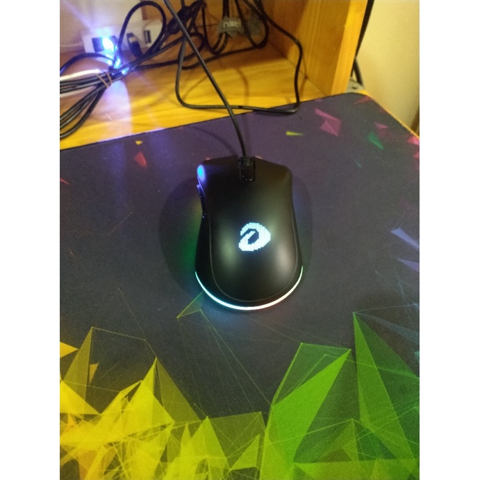 Chuột Dareu EM908 RGB 2Hand