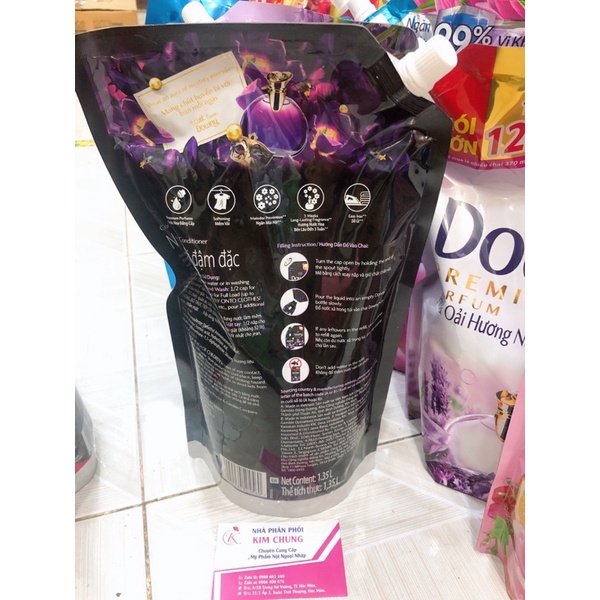 Túi nước xả Downy Hương nước hoa Huyền Bí (Màu Đen) 1,35L