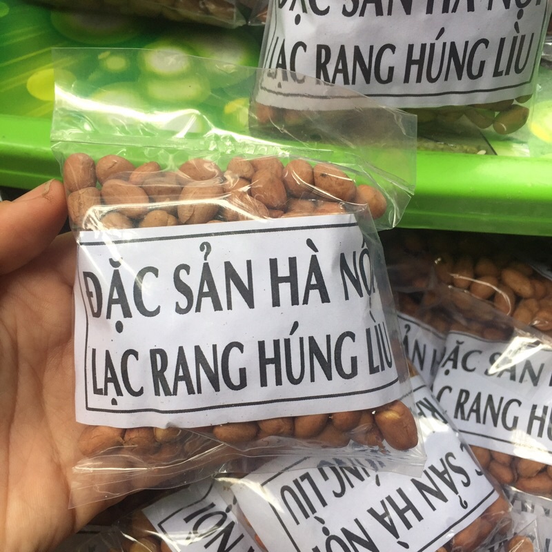1 gói lạc, đậu phộng rang húng lìu 90g