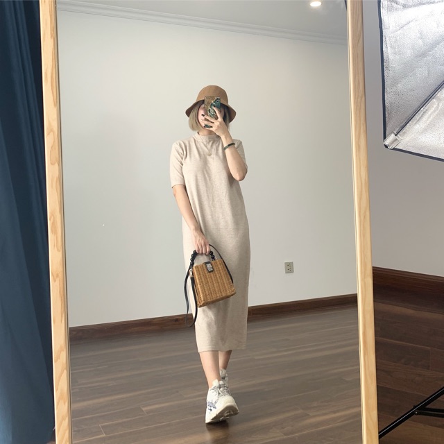 V2228 váy len suông lông thỏ