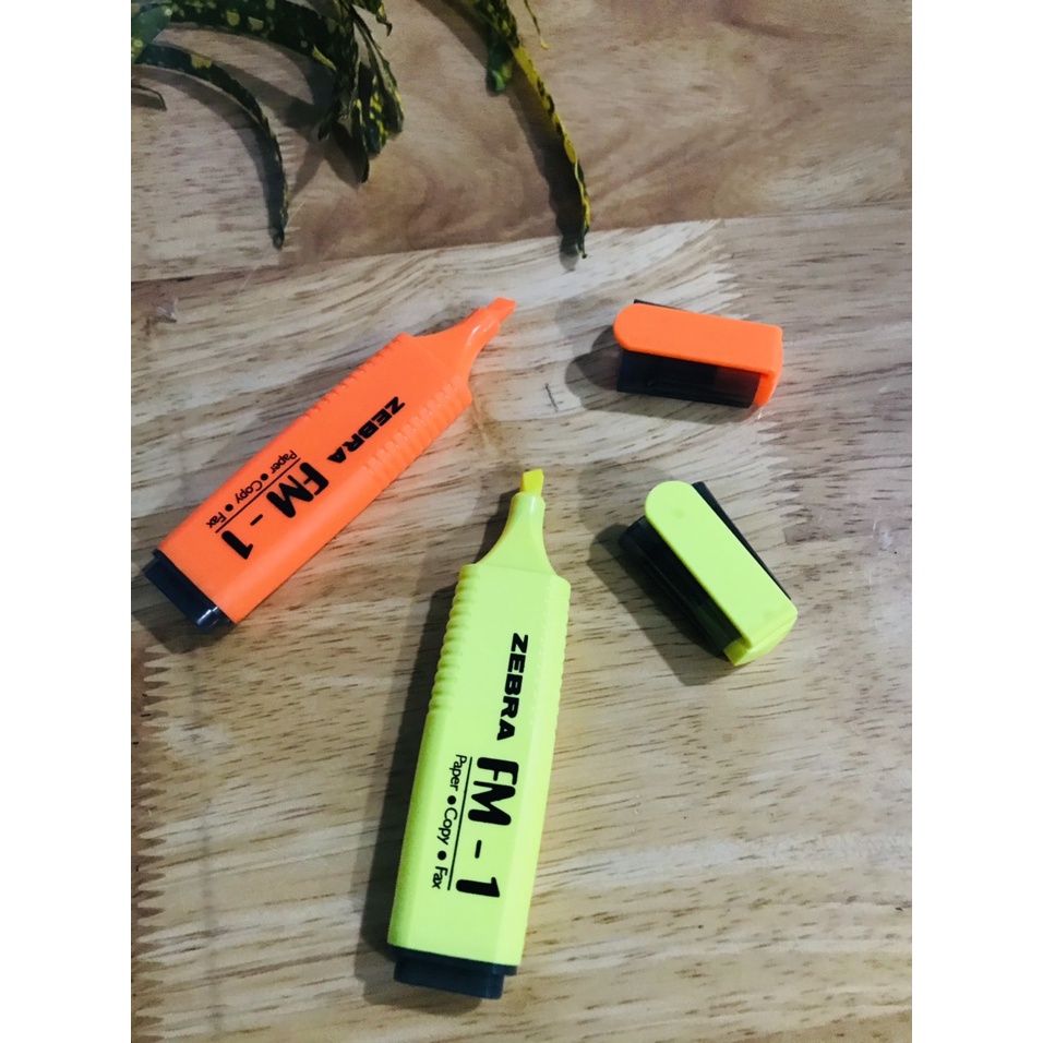 Bút dạ quang thân lớn Zebra FM-1