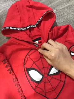 Áo nỉ đỏ Spiderman