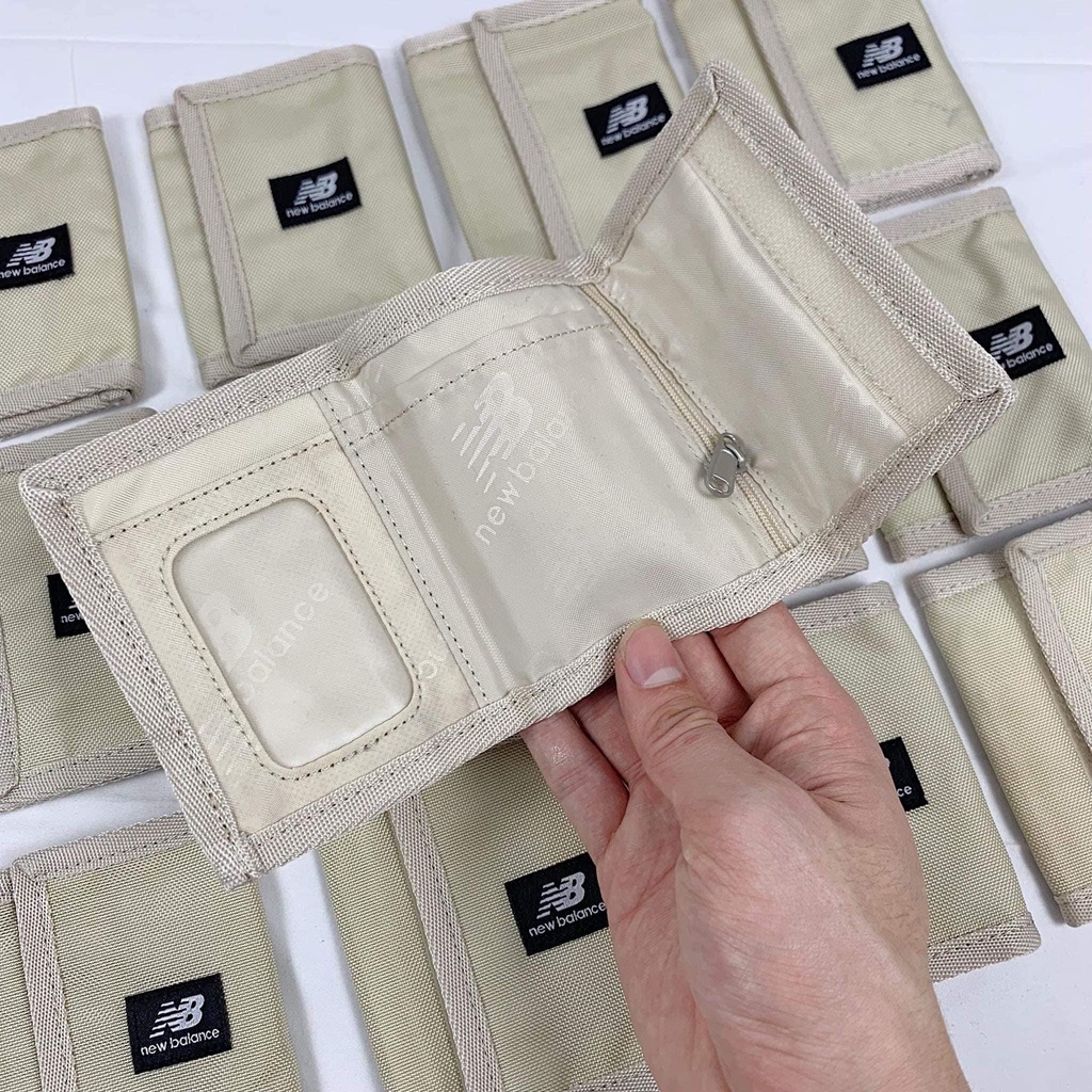 Onion.A - Ví đựng thẻ New Balance màu be