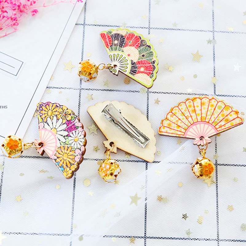 Kẹp tóc hình quạt phối chuông và họa tiết hoa phong cách kimono yukata Nhật Bản thời trang cho nữ