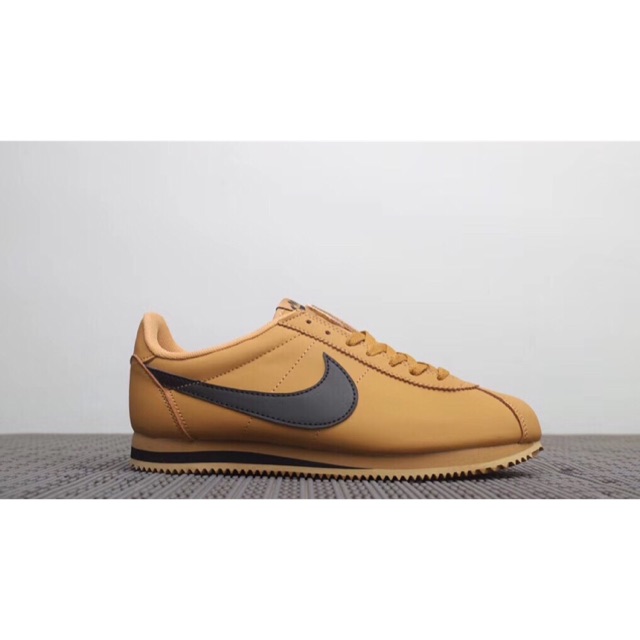 nike cortez cho nữ