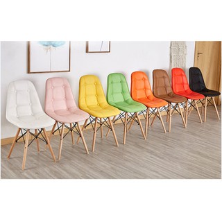 Ghế Eames nệm cúc áo