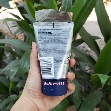 Sữa rửa mặt Nivea Men dưỡng sáng và sạch sâu 100g