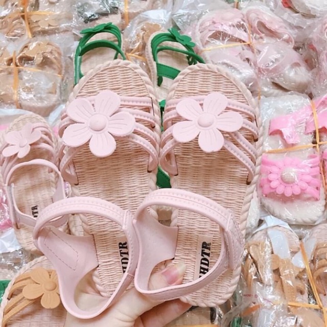 QUAI HẬU GIẢ CÓI TRẺ EM SZ 18-35 Chỉ 45k/đôi