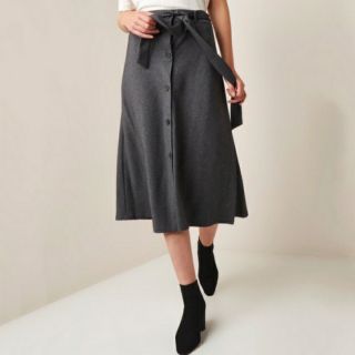 Chân váy phồng cạp chun cách điệu