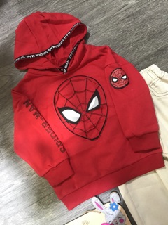 Áo nỉ đỏ Spiderman