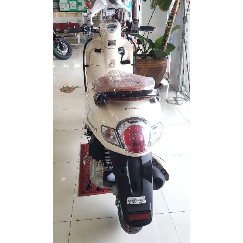 Dè biển số xe SCOOPY 2016-2019 chính hãng Honda