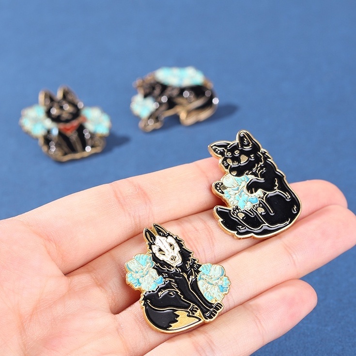 Huy Hiệu Cài Áo Hình Sói Sáng Tạo