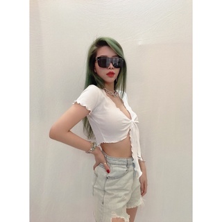 áo thun crop lững cổ V