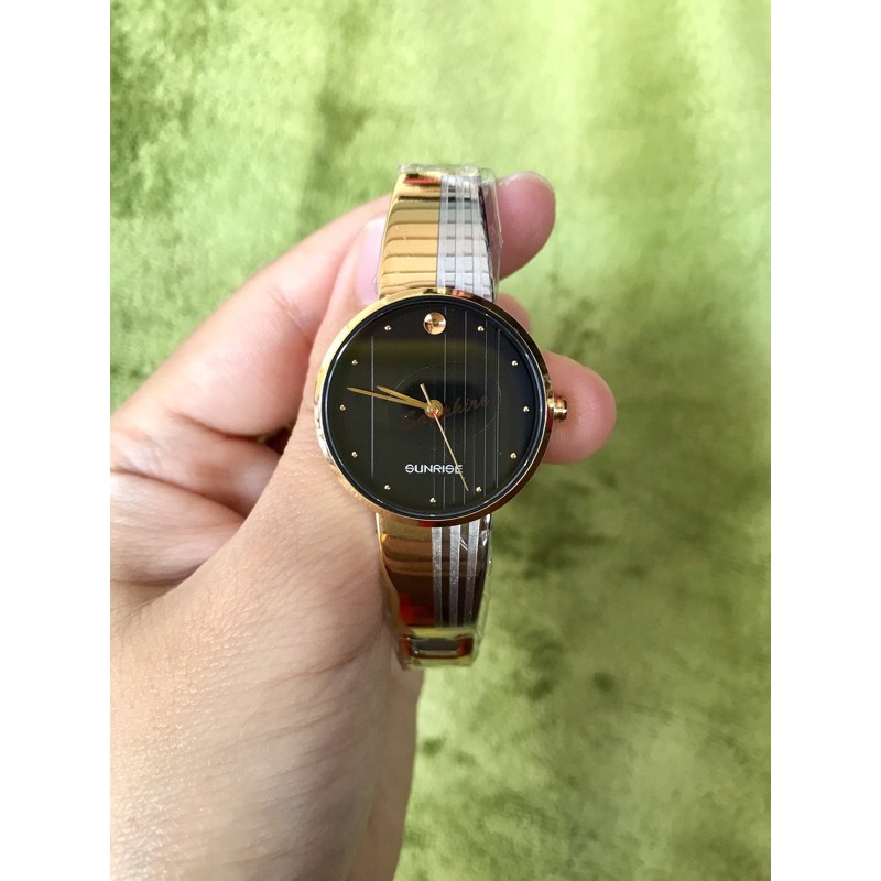 Đồng hồ nữ lắc tay SUNRISE 9925SA chính hãng, chống nước chống xước tốt